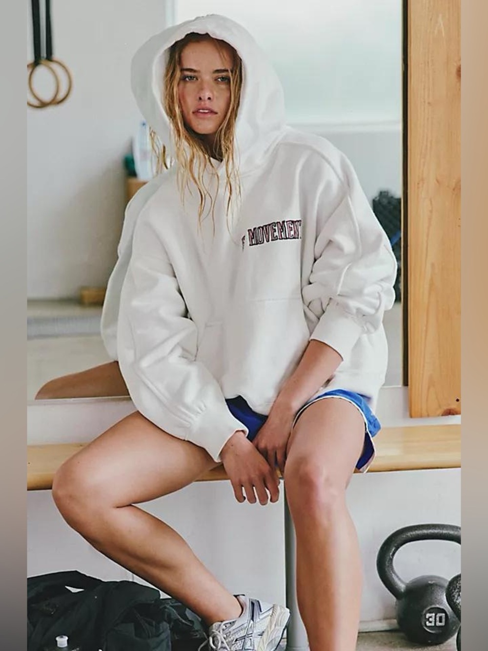NWT! FP Free People Movement A Cut Above Embroidered Logo Hoodie Sz XS - Picture 4 of 4